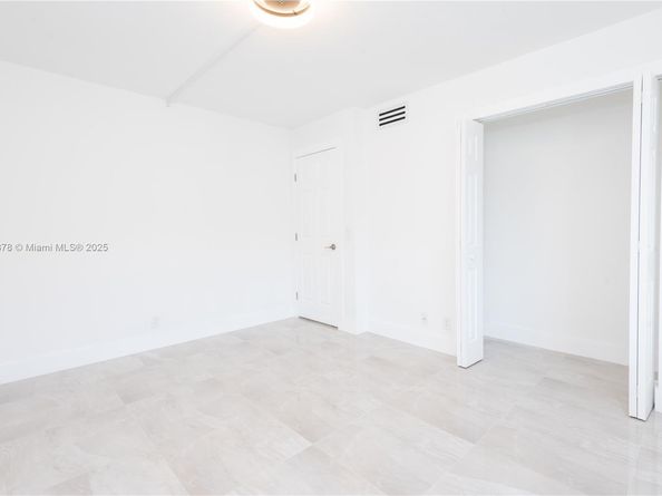16461 Blatt Blvd 104, Weston FL 33326