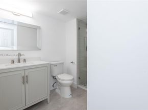 16461 Blatt Blvd 104, Weston FL 33326
