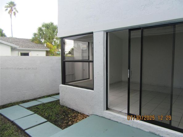 6443 SW 152nd Pl 643, Miami FL 33193