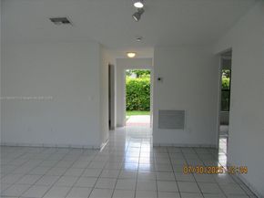 6443 SW 152nd Pl 643, Miami FL 33193