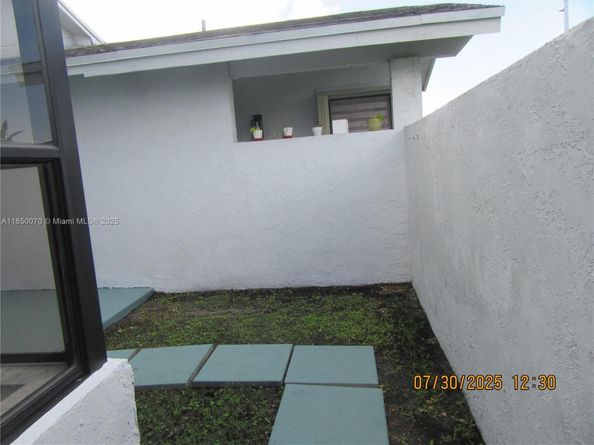 6443 SW 152nd Pl 643, Miami FL 33193
