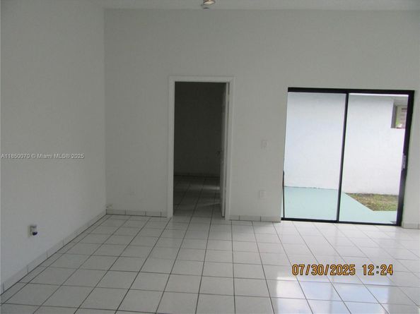 6443 SW 152nd Pl 643, Miami FL 33193