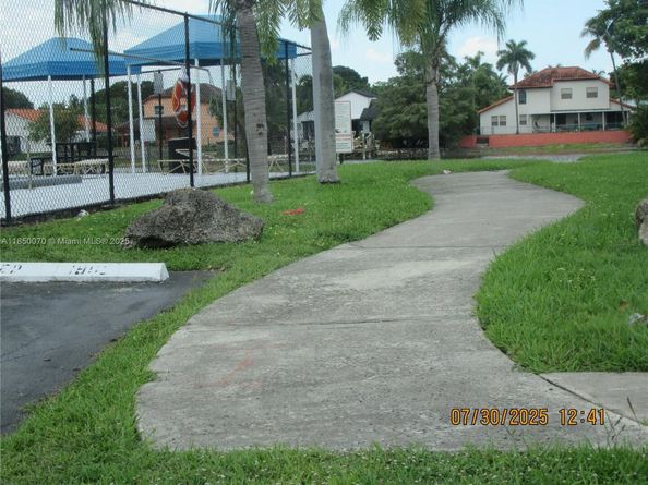 6443 SW 152nd Pl 643, Miami FL 33193