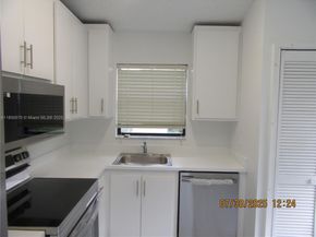 6443 SW 152nd Pl 643, Miami FL 33193