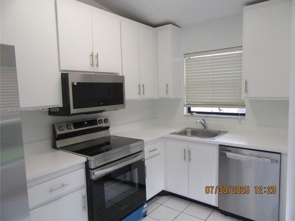 6443 SW 152nd Pl 643, Miami FL 33193
