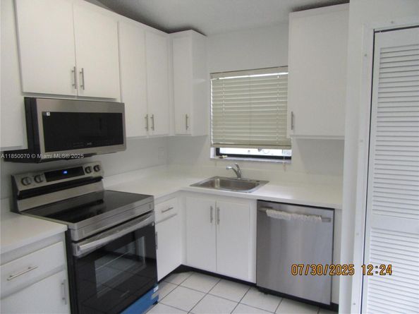 6443 SW 152nd Pl 643, Miami FL 33193