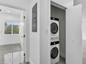 655 NW 24 avenue, Fort Lauderdale FL 33311
