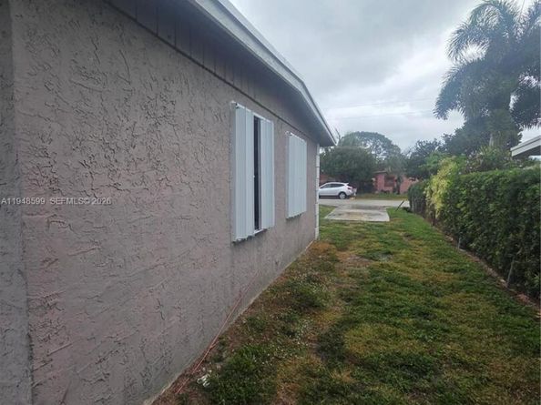 210 SW 14th Ave, Delray Beach FL 33444