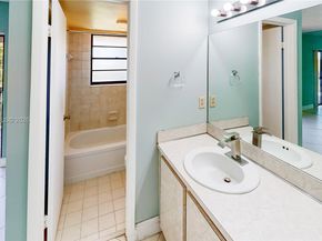 1300 SW 122nd Ave 419B2, Miami FL 33184