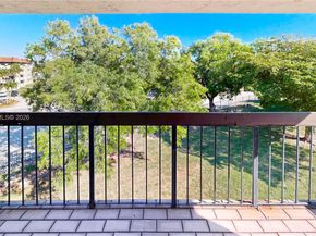 1300 SW 122nd Ave 419B2, Miami FL 33184