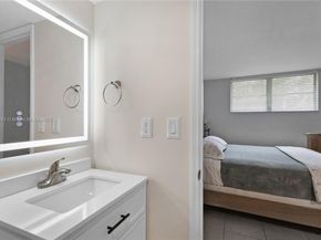 2400 NE 10th St 104, Pompano Beach FL 33062