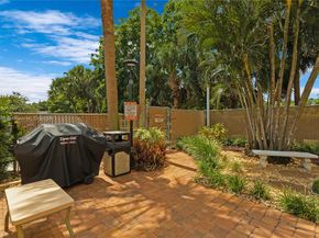 2400 NE 10th St 104, Pompano Beach FL 33062