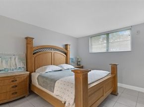 2400 NE 10th St 104, Pompano Beach FL 33062
