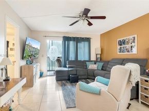 1351 SW 125th Ave 203S, Pembroke Pines FL 33027