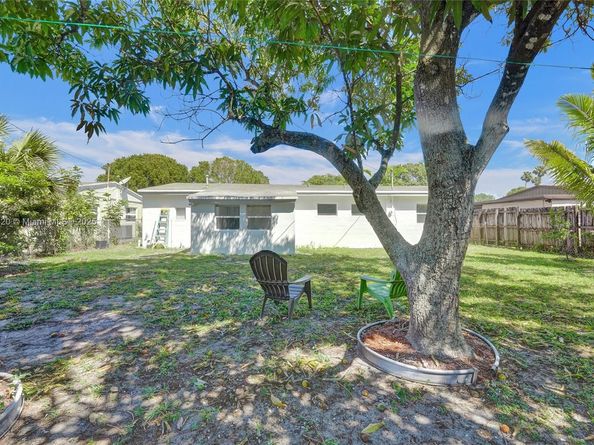 6930 SW 24th Ct, Miramar FL 33023