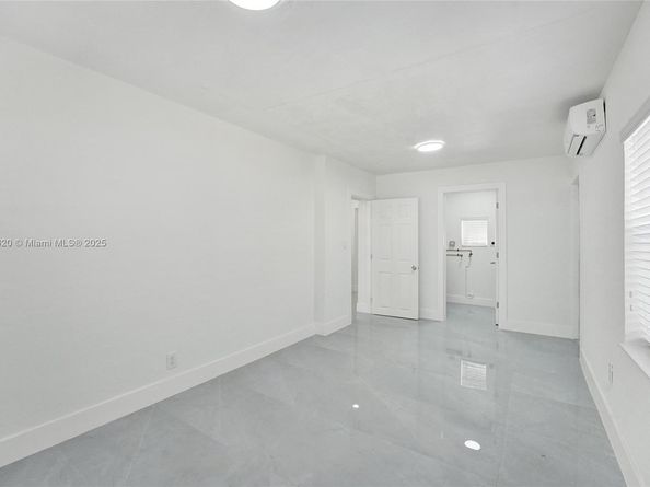6930 SW 24th Ct, Miramar FL 33023
