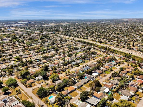 6930 SW 24th Ct, Miramar FL 33023