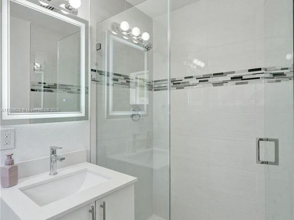6930 SW 24th Ct, Miramar FL 33023