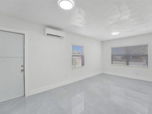 6930 SW 24th Ct, Miramar FL 33023