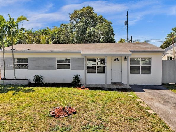 6930 SW 24th Ct, Miramar FL 33023