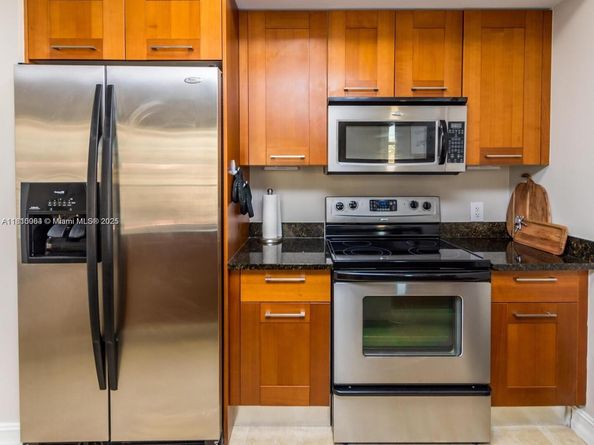 4100 Salzedo St 618, Coral Gables FL 33146