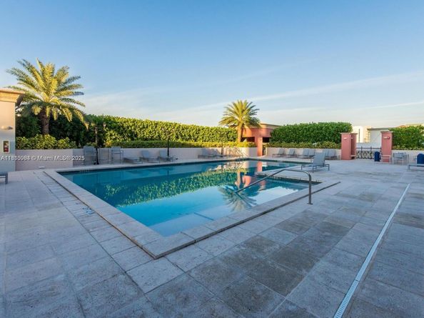 4100 Salzedo St 618, Coral Gables FL 33146