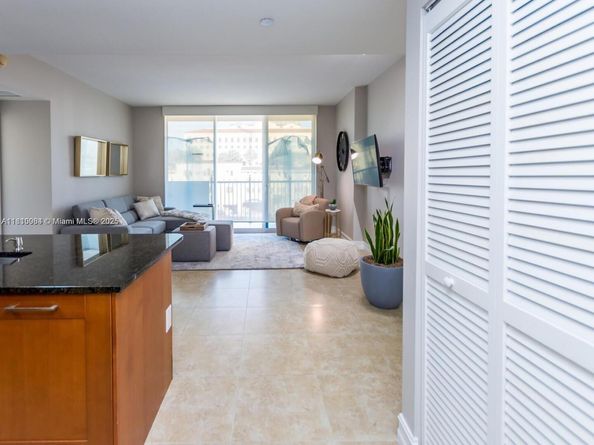 4100 Salzedo St 618, Coral Gables FL 33146