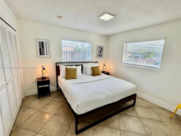 6481 Kimberly Blvd, North Lauderdale FL 33068