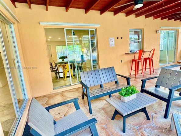 6481 Kimberly Blvd, North Lauderdale FL 33068