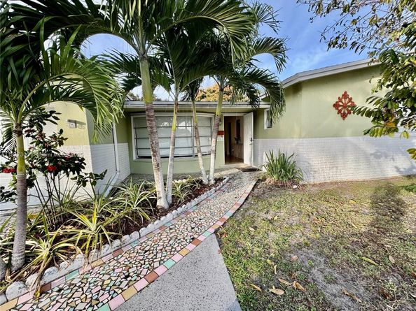 6481 Kimberly Blvd, North Lauderdale FL 33068