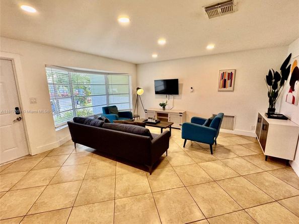 6481 Kimberly Blvd, North Lauderdale FL 33068