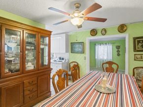 8107 SW 19th St, North Lauderdale FL 33068