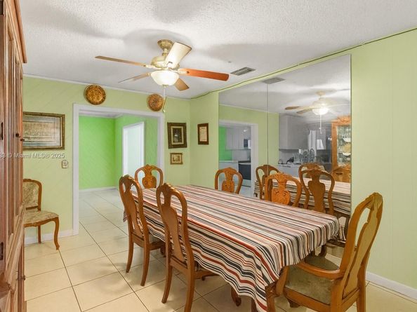 8107 SW 19th St, North Lauderdale FL 33068