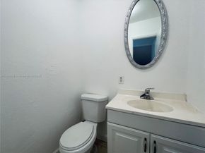 825 NW 46th Ave 825, Plantation FL 33317
