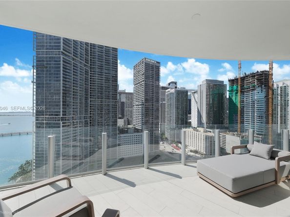 300 Biscayne Boulevard Way 2307W, Miami FL 33131