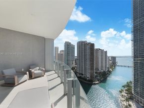 300 Biscayne Boulevard Way 2307W, Miami FL 33131