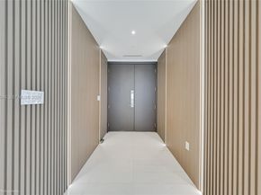 300 Biscayne Boulevard Way 2307W, Miami FL 33131