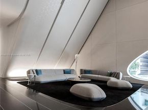 1000 Biscayne Blvd LPH 4901, Miami FL 33132