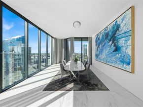 1000 Biscayne Blvd LPH 4901, Miami FL 33132