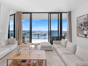 1000 Biscayne Blvd LPH 4901, Miami FL 33132