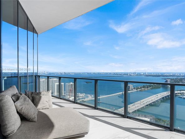 1000 Biscayne Blvd LPH 4901, Miami FL 33132