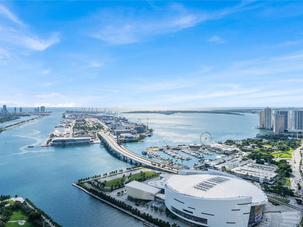 1000 Biscayne Blvd LPH 4901, Miami FL 33132