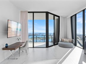 1000 Biscayne Blvd LPH 4901, Miami FL 33132