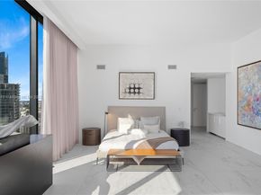 1000 Biscayne Blvd LPH 4901, Miami FL 33132