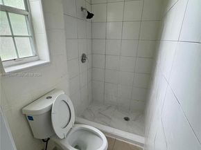 8521 NW 25th Ct, Sunrise FL 33322