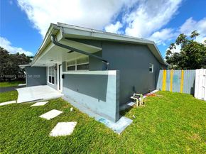 8521 NW 25th Ct, Sunrise FL 33322