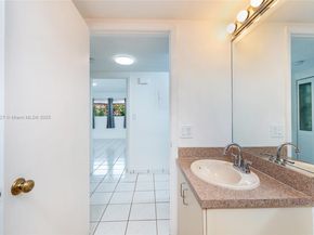 5300 W 21st Ct 311, Hialeah FL 33016