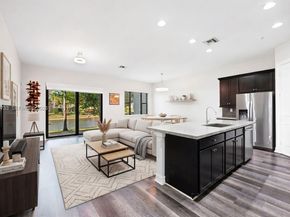 11724 SW 13th Ln, Pembroke Pines FL 33025