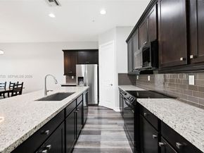 11724 SW 13th Ln, Pembroke Pines FL 33025