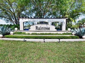 11724 SW 13th Ln, Pembroke Pines FL 33025